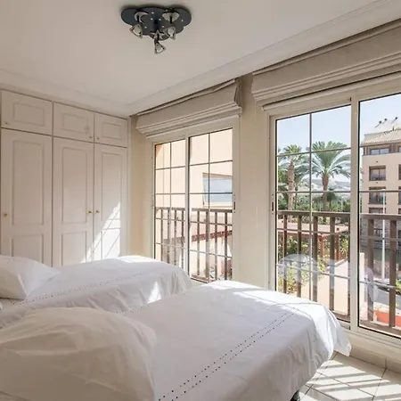 Apartamento Terrazas del Duque 2 luxury beach Apartment *