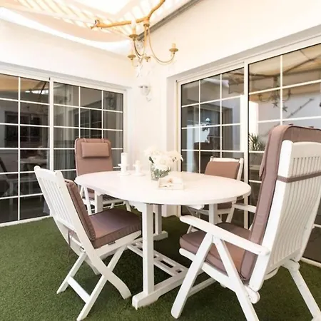 Terrazas Del Duque 2 Luxury Beach Apartment 公寓 *